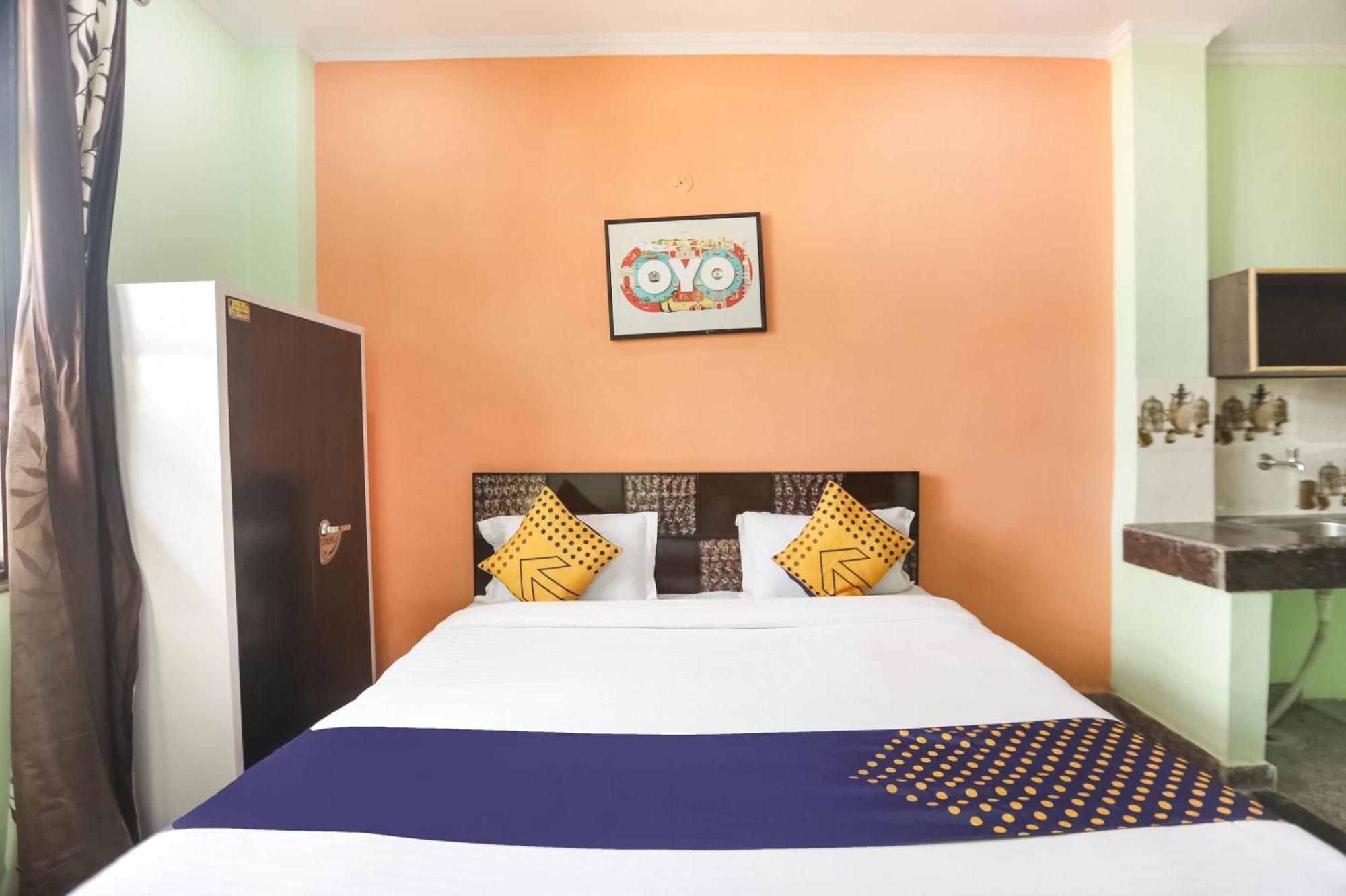 Spot On Main View Guest House Near Leisure Valley Park Gurgaon Buitenkant foto