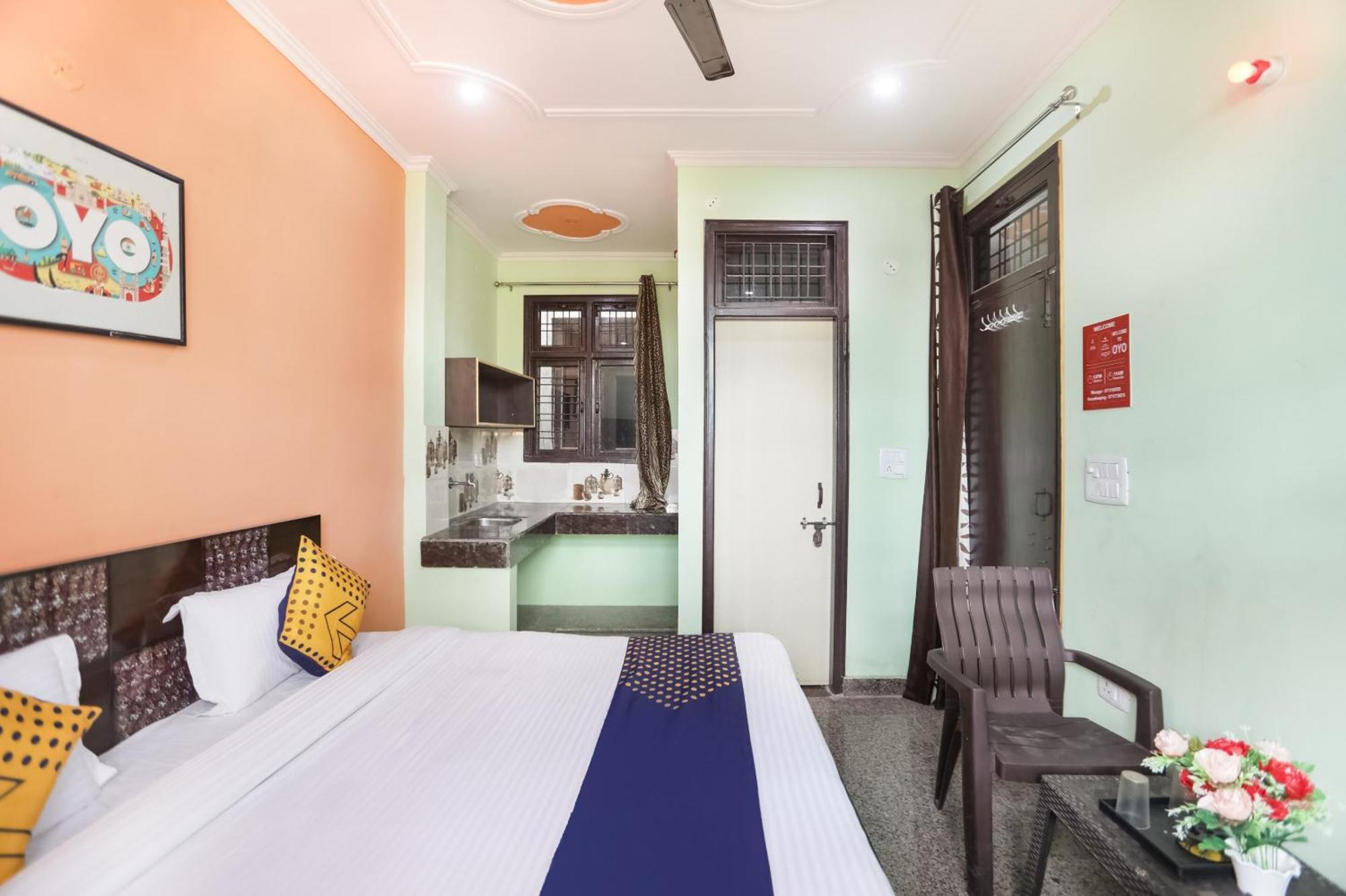 Spot On Main View Guest House Near Leisure Valley Park Gurgaon Buitenkant foto