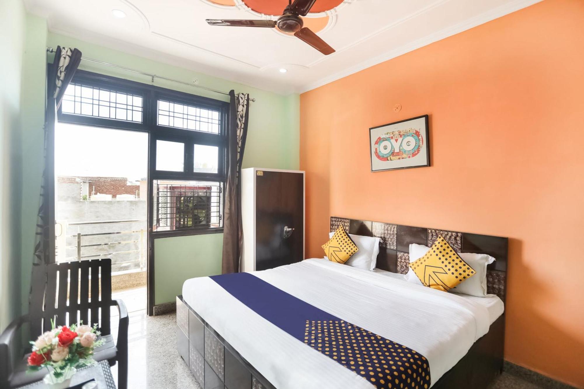 Spot On Main View Guest House Near Leisure Valley Park Gurgaon Buitenkant foto